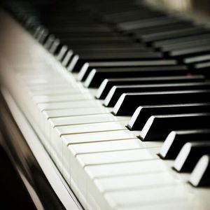 一起草17C巨乳91
